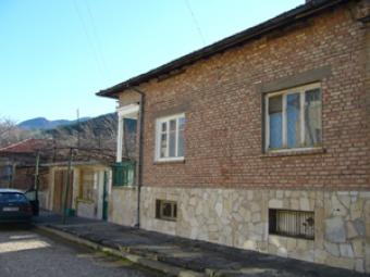 A Beutiful Mountain House Plovdiv